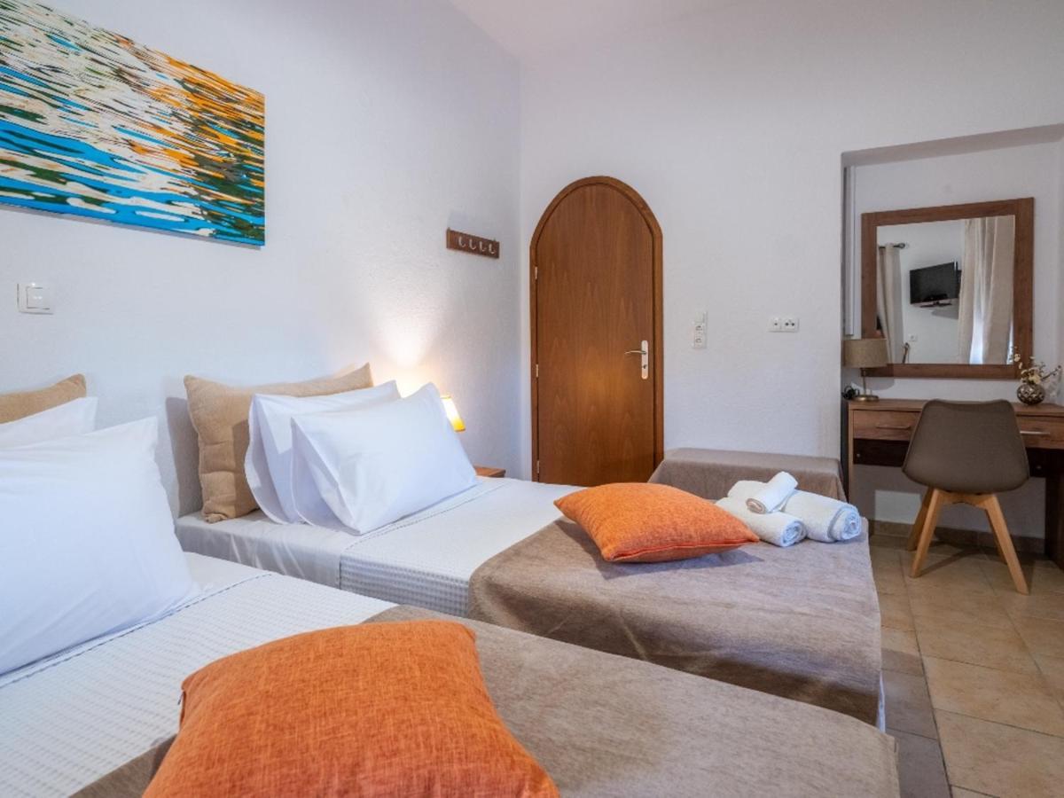 Atalanti Seaside Junior Suites Keratókambos Dış mekan fotoğraf